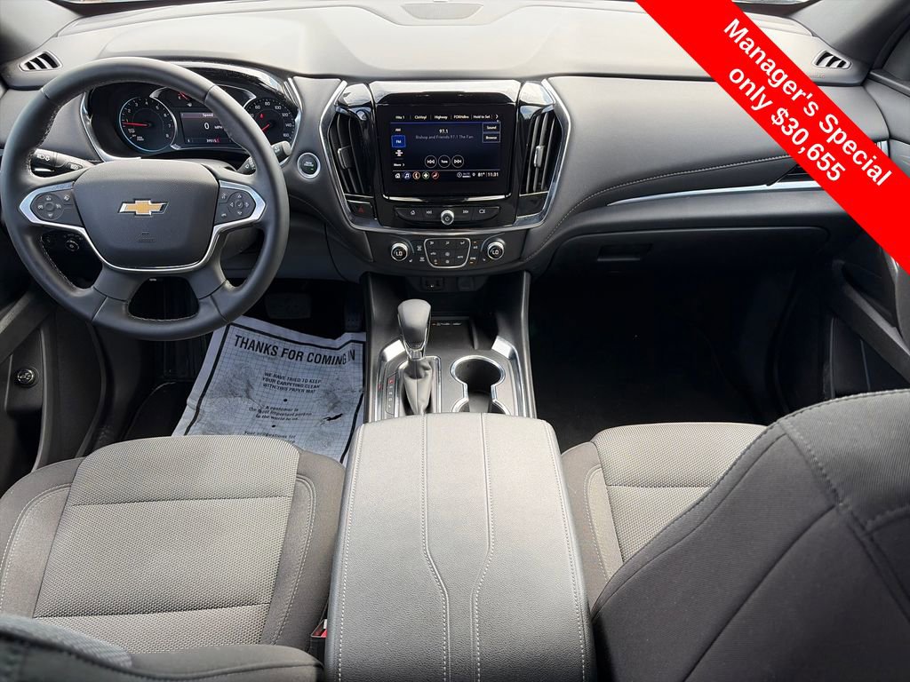 Used 2024 Chevrolet Traverse LT FWD image 12