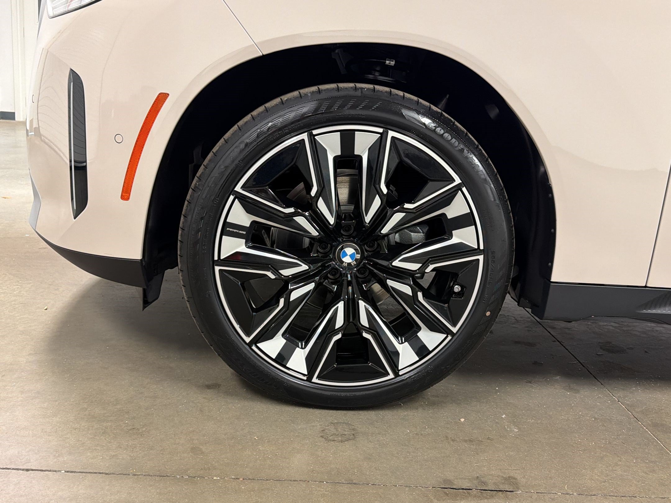 New 2026 BMW X3 xDrive30i w/ Premium Package AWD/4WD image 13