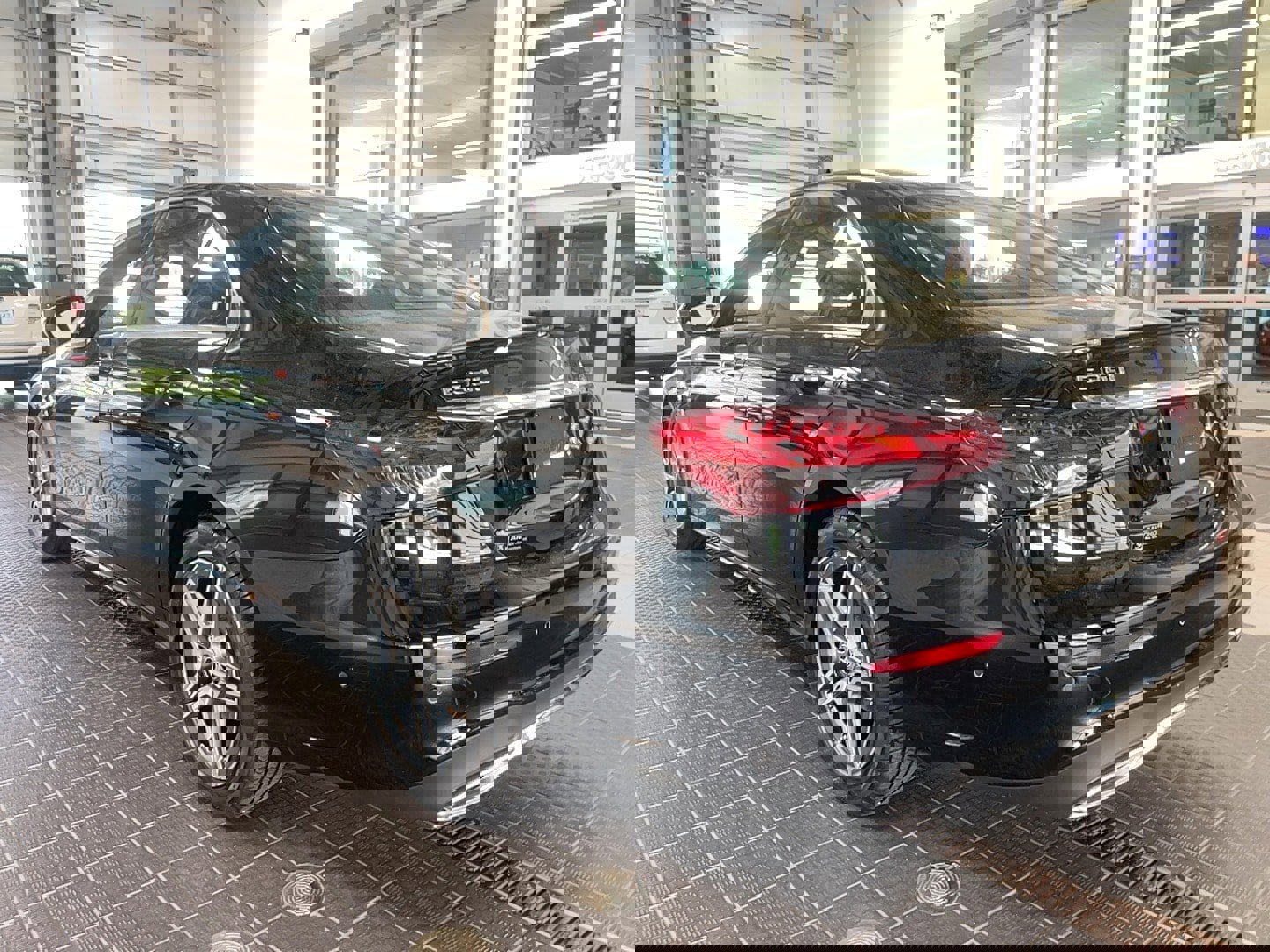 Used 2022 Mercedes-Benz E 350 4MATIC image 18