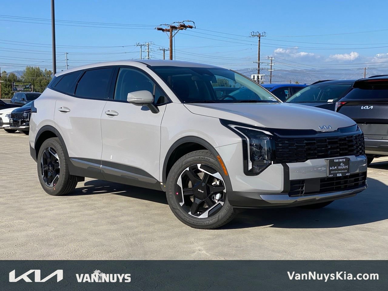 New 2026 Kia Sportage S image 1