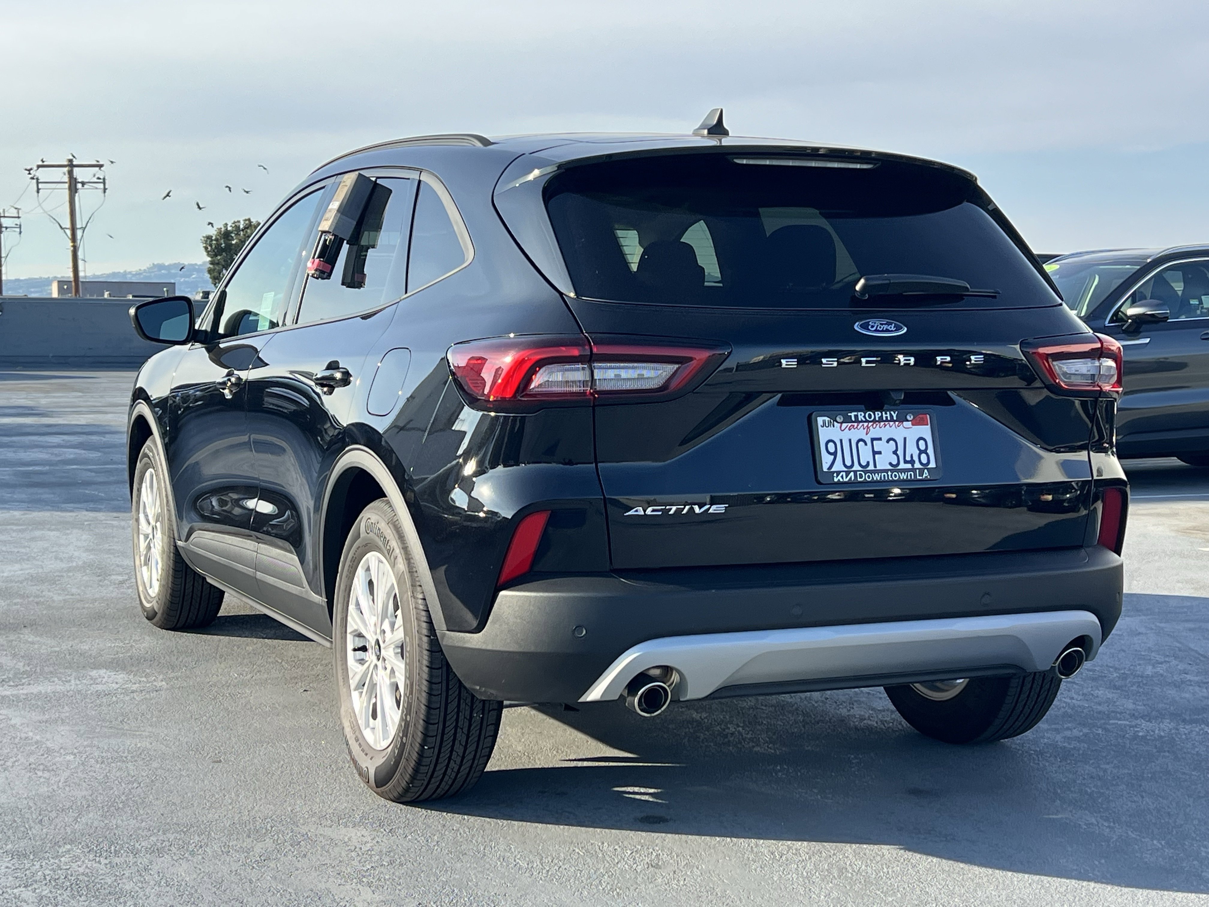 Used 2025 Ford Escape Active w/ Active Premium Tech Pack image 4