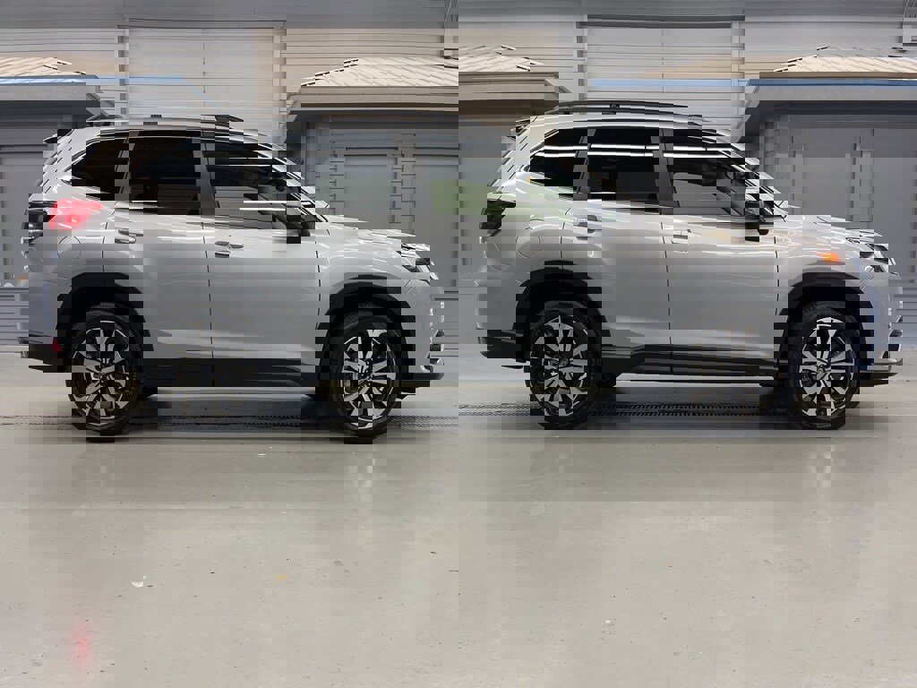 Certified 2024 Subaru Forester Limited image 8