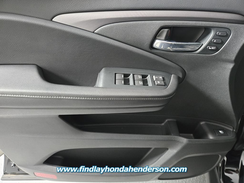 Certified 2023 Honda Ridgeline RTL image 25