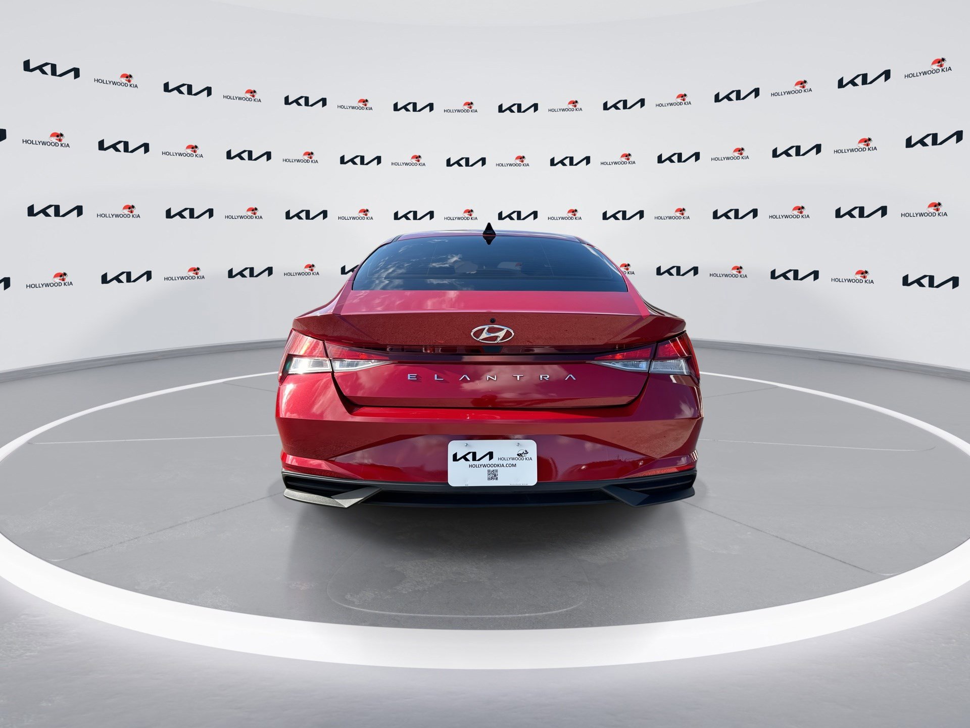 Used 2022 Hyundai Elantra SE FWD image 7