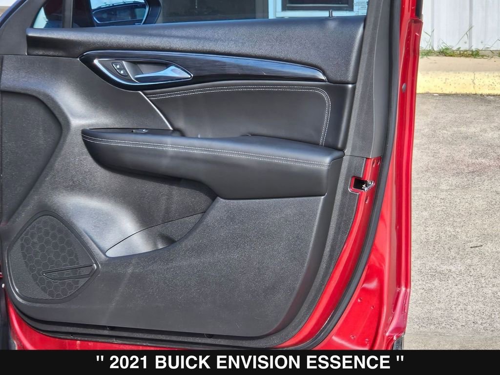 Used 2021 Buick Envision Essence FWD image 32
