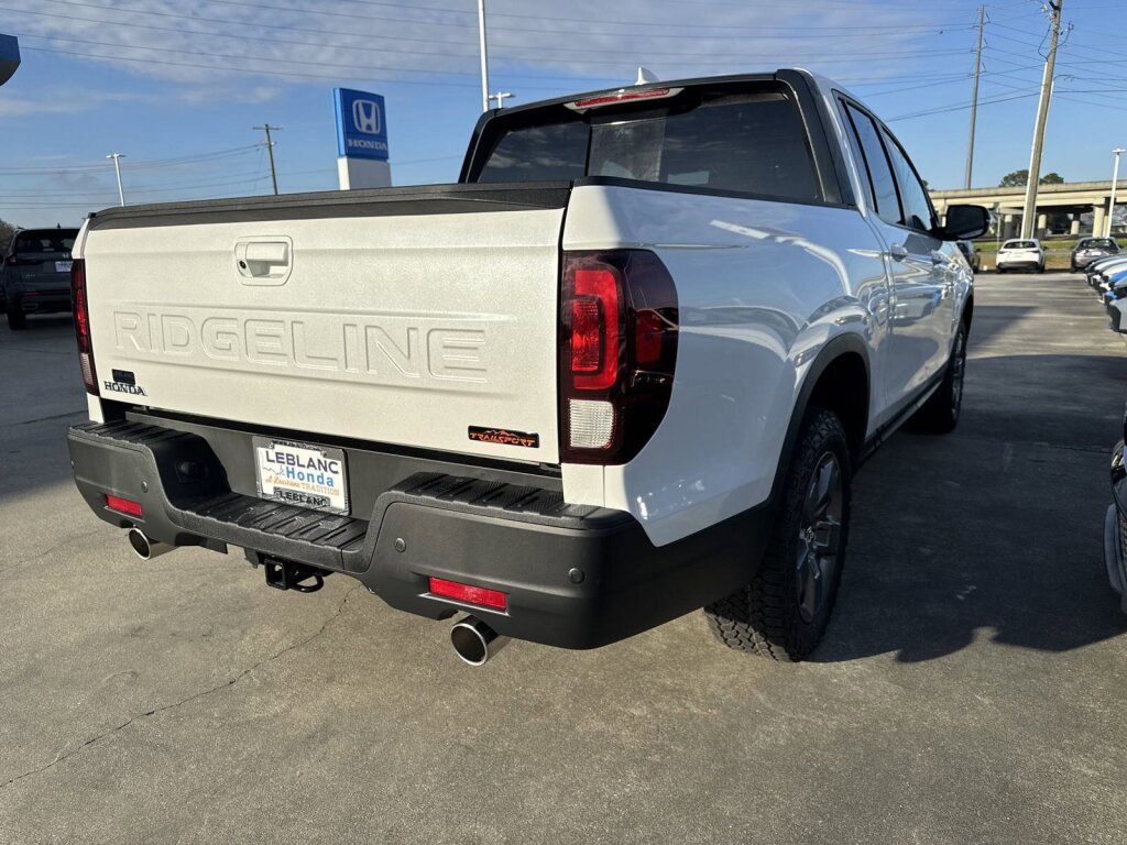 New 2025 Honda Ridgeline TrailSport image 4
