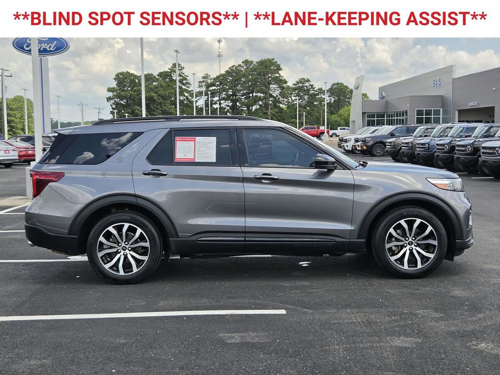 Used 2022 Ford Explorer ST-Line w/ Class IV Trailer Tow Package RWD image 11