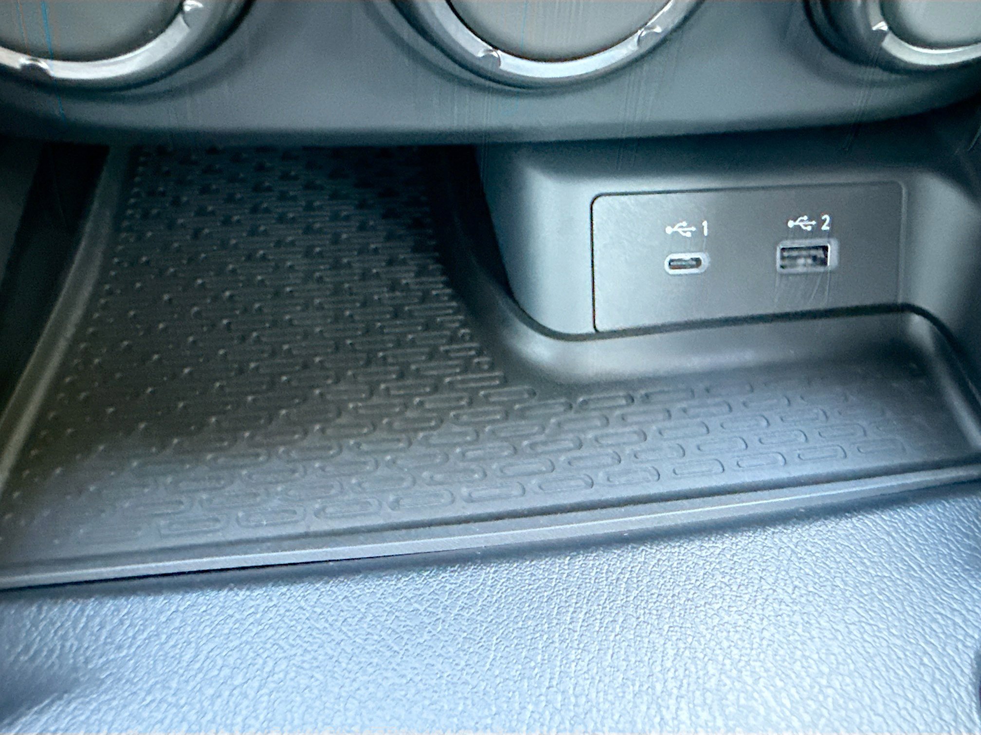 Used 2025 Nissan Z Performance w/ Floor Mat Package image 27