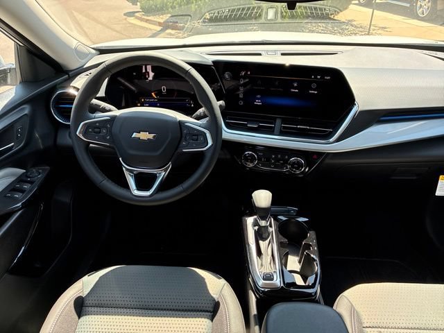 New 2026 Chevrolet Trax LT w/ Driver Confidence Package FWD image 9