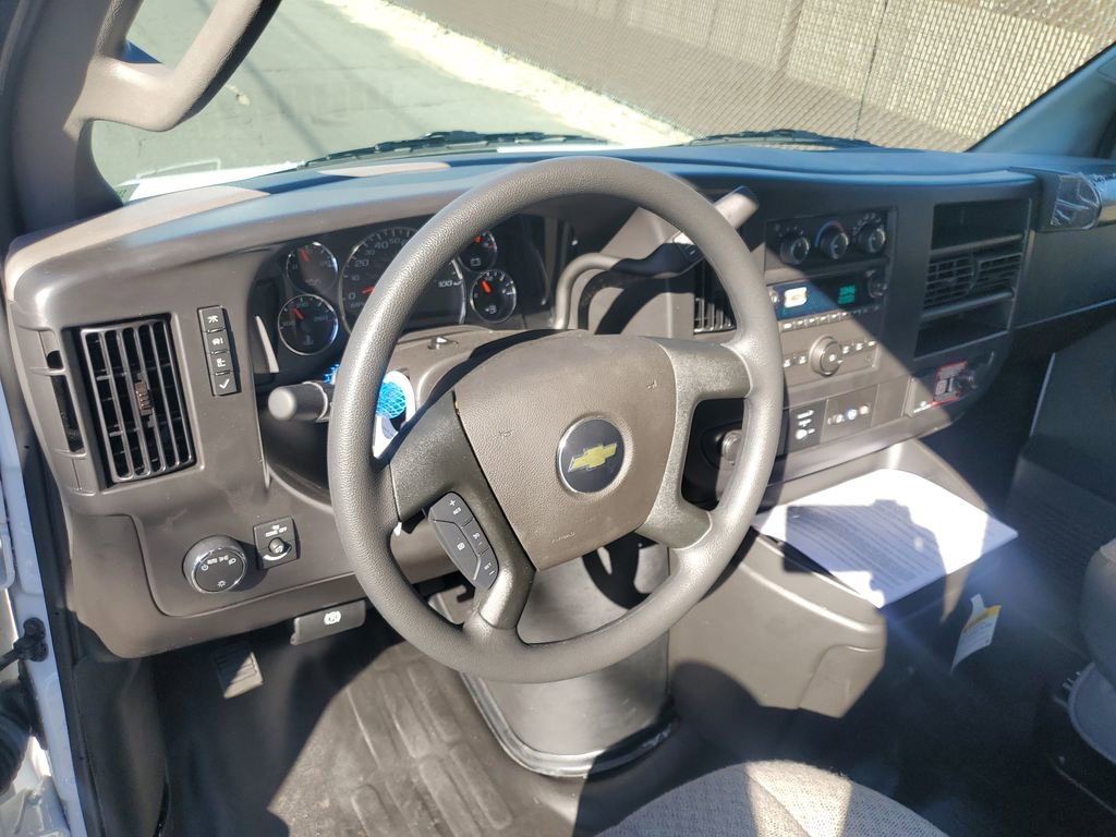 New 2026 Chevrolet Express 3500 w/ Power Convenience Package image 22