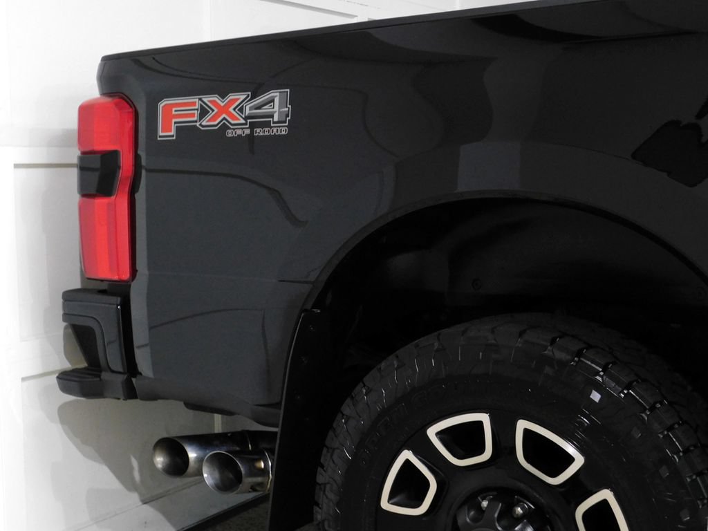 Used 2024 Ford F350 Platinum AWD/4WD image 11