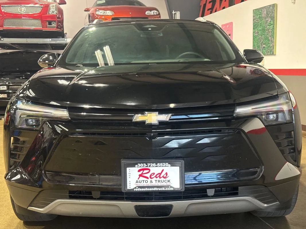 Used 2024 Chevrolet Blazer EV LT AWD/4WD image 48