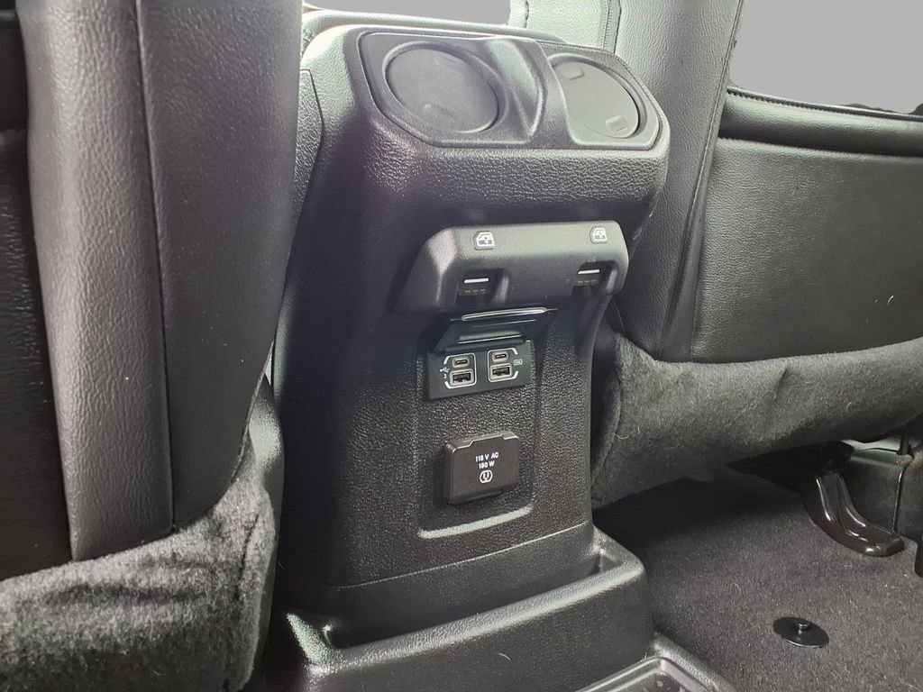Certified 2019 Jeep Wrangler Unlimited Sahara image 22