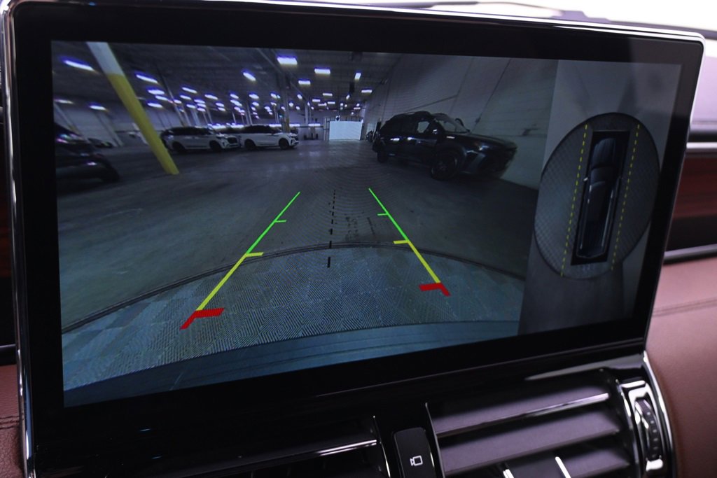 Certified 2024 Lincoln Navigator Reserve w/ Equipment Group 201A image 30