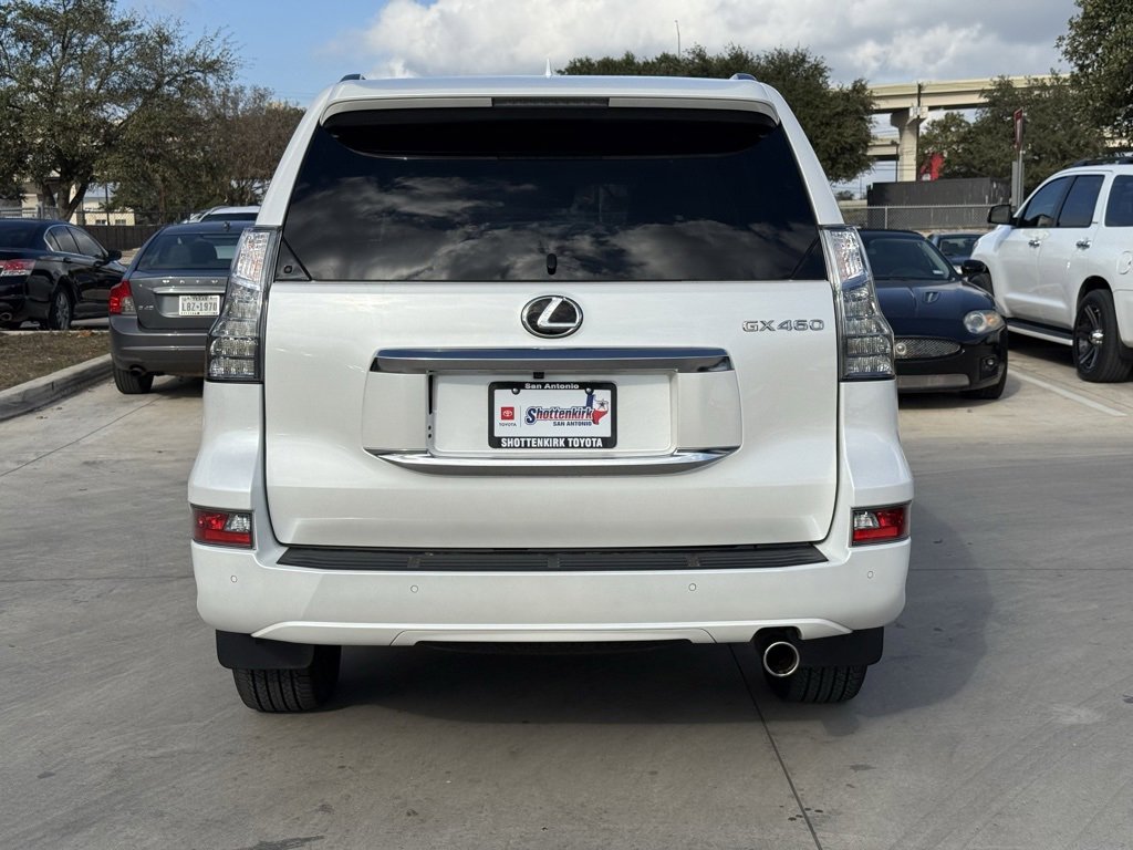 Used 2023 Lexus GX 460 Premium image 5
