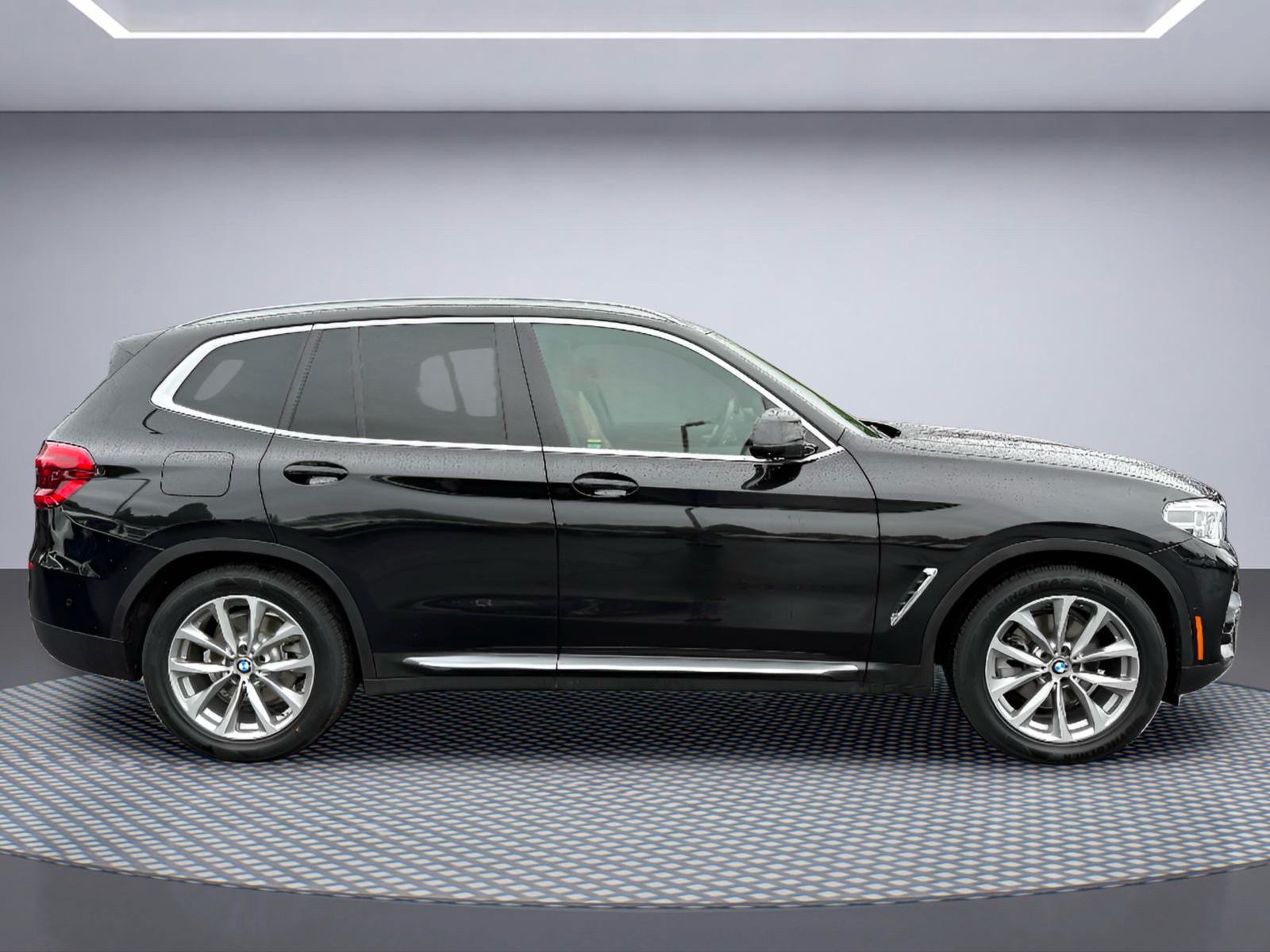 Used 2019 BMW X3 xDrive30i w/ Executive Package AWD/4WD image 10