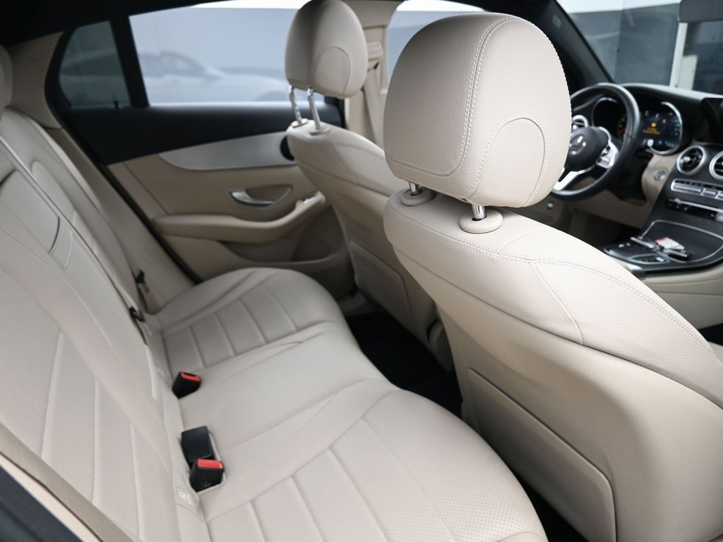 Used 2021 Mercedes-Benz GLC 300 4MATIC Coupe image 35