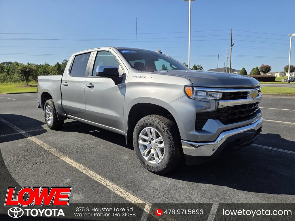 Used 2024 Chevrolet Silverado 1500 LT