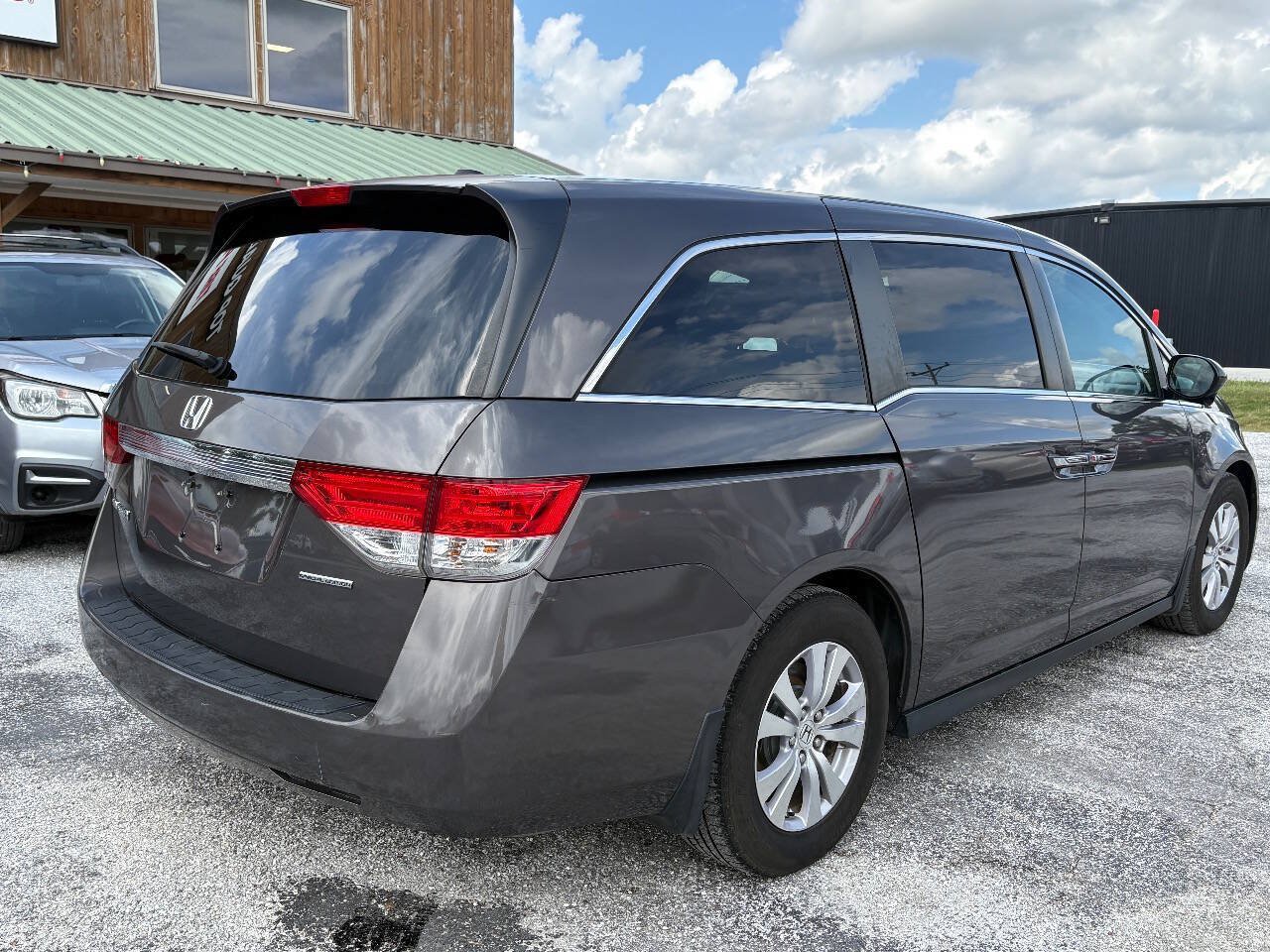 Used 2016 Honda Odyssey SE image 4