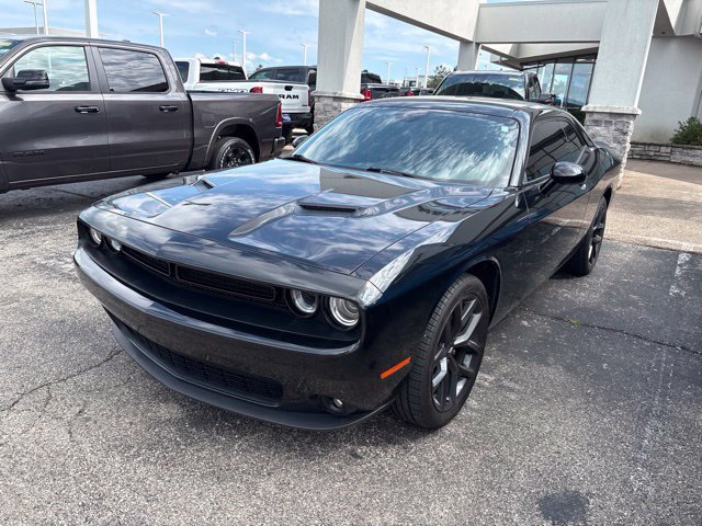 Used 2021 Dodge Challenger SXT w/ Blacktop Package RWD image 3