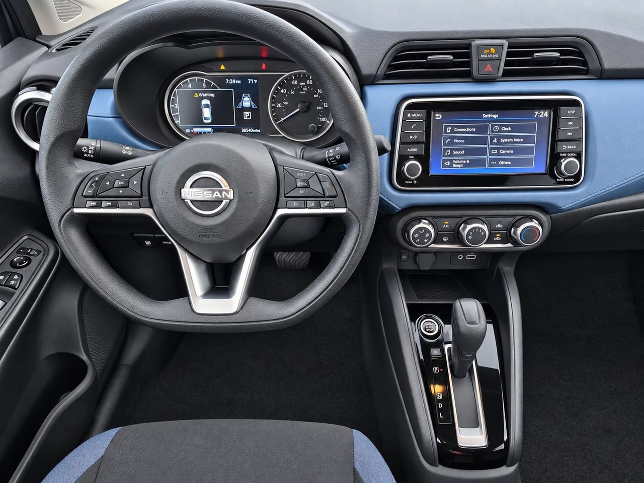 Used 2025 Nissan Versa SV FWD image 31