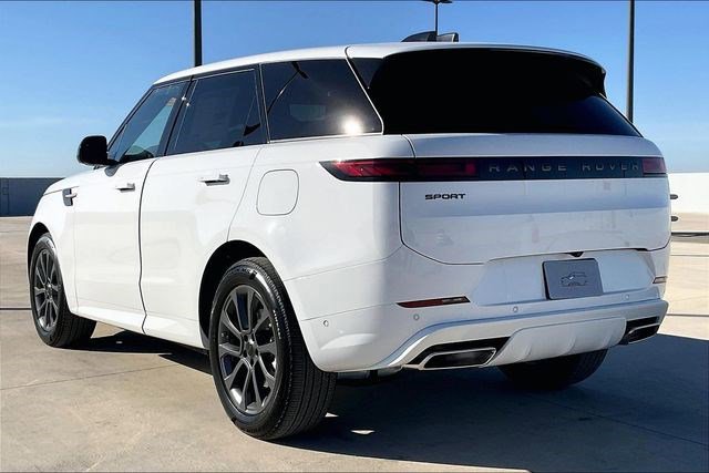 New 2026 Land Rover Range Rover Sport Dynamic SE image 3