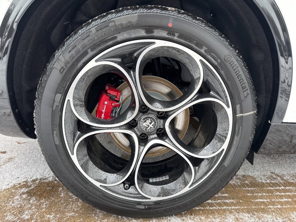 New 2025 Alfa Romeo Stelvio Sprint w/ Veloce Package image 18