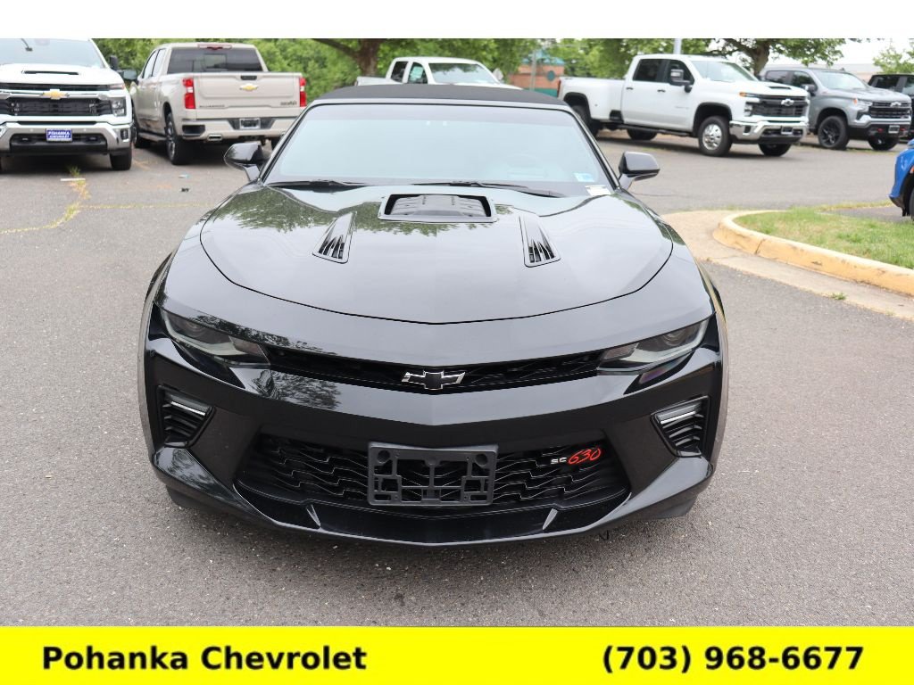 Used 2016 Chevrolet Camaro SS RWD image 2