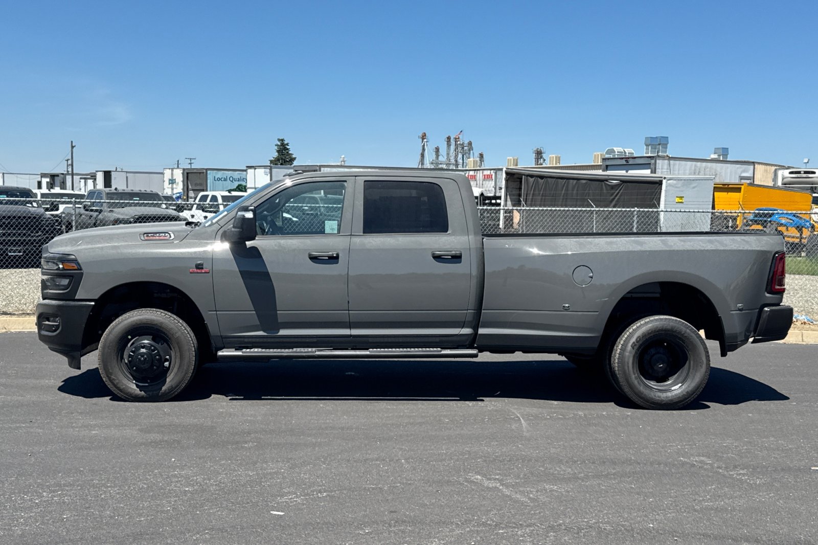 New 2026 RAM 3500 Tradesman AWD/4WD image 6