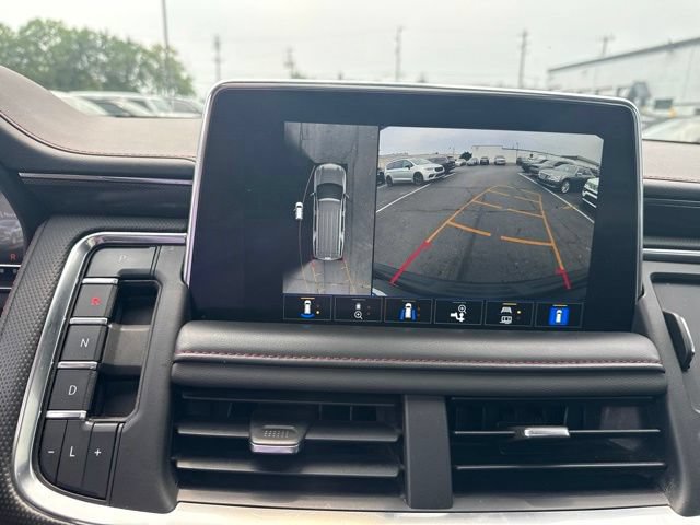 Used 2022 Chevrolet Suburban RST w/ Luxury Package AWD/4WD image 18