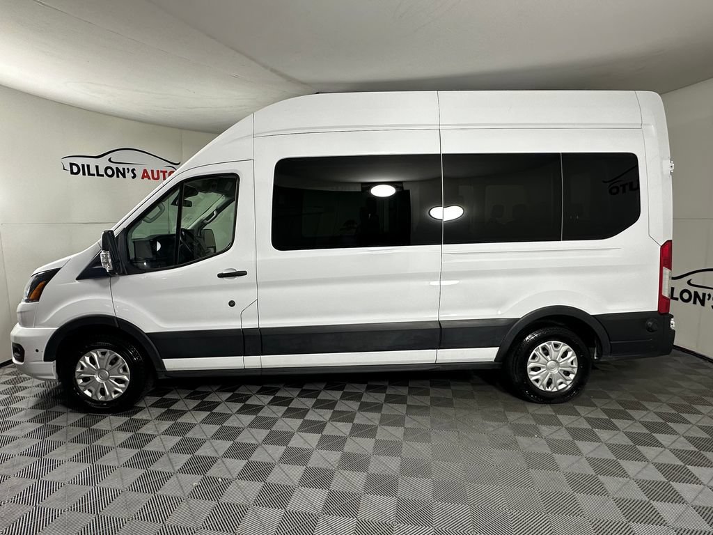Used 2024 Ford Transit 350 XLT RWD image 3