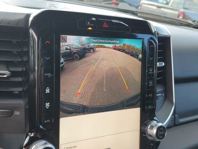 New 2026 RAM 1500 4x4 Crew Cab image 11