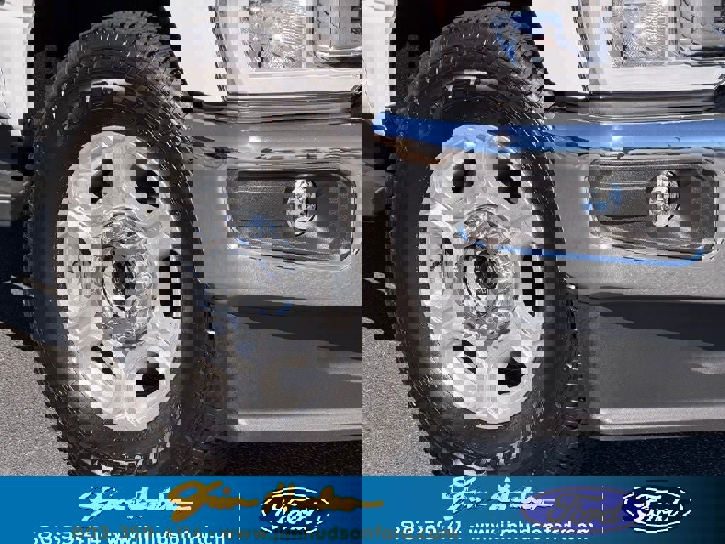 New 2026 Ford F250 XLT w/ FX4 Off-Road Package image 8