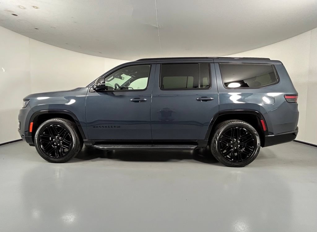 Used 2023 Jeep Wagoneer Series II AWD/4WD image 4
