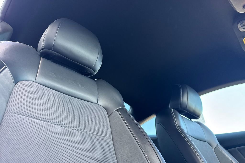 Used 2019 Ford Mustang Shelby GT350 w/ Technology Package image 18