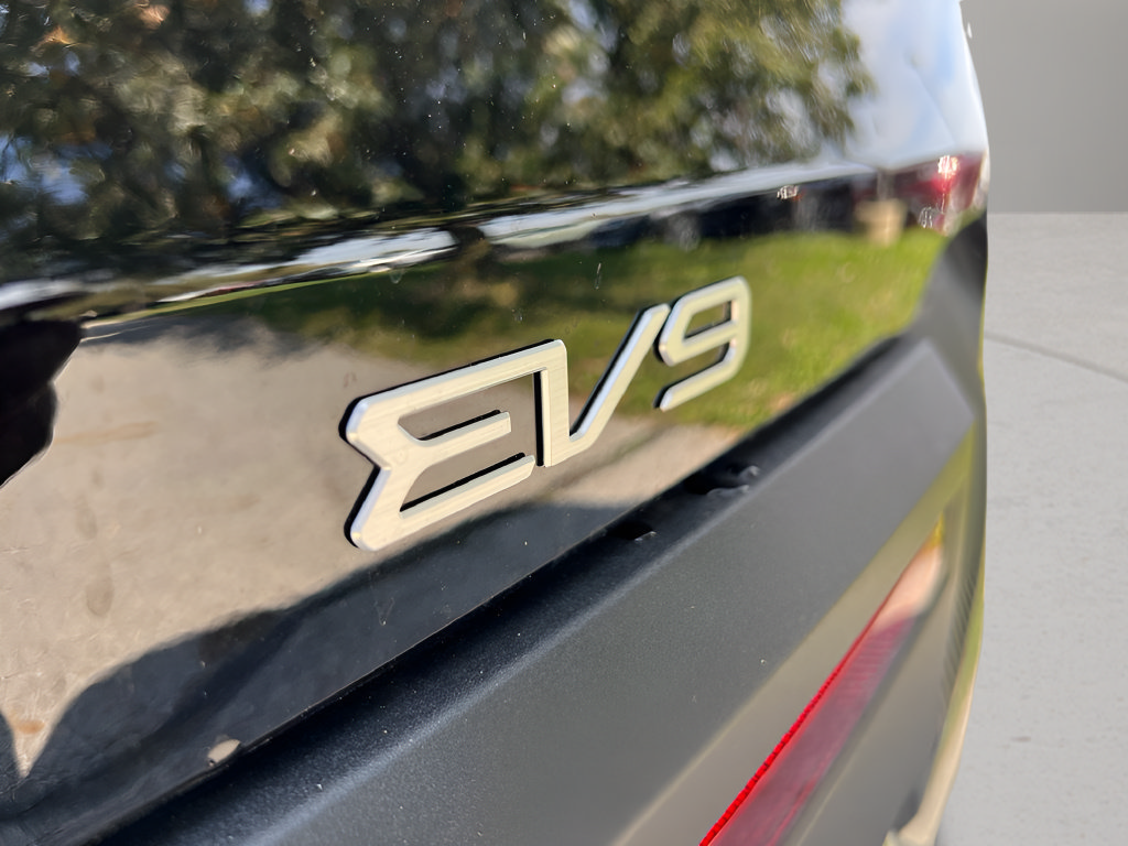 Used 2026 Kia EV9 Wind AWD/4WD image 36