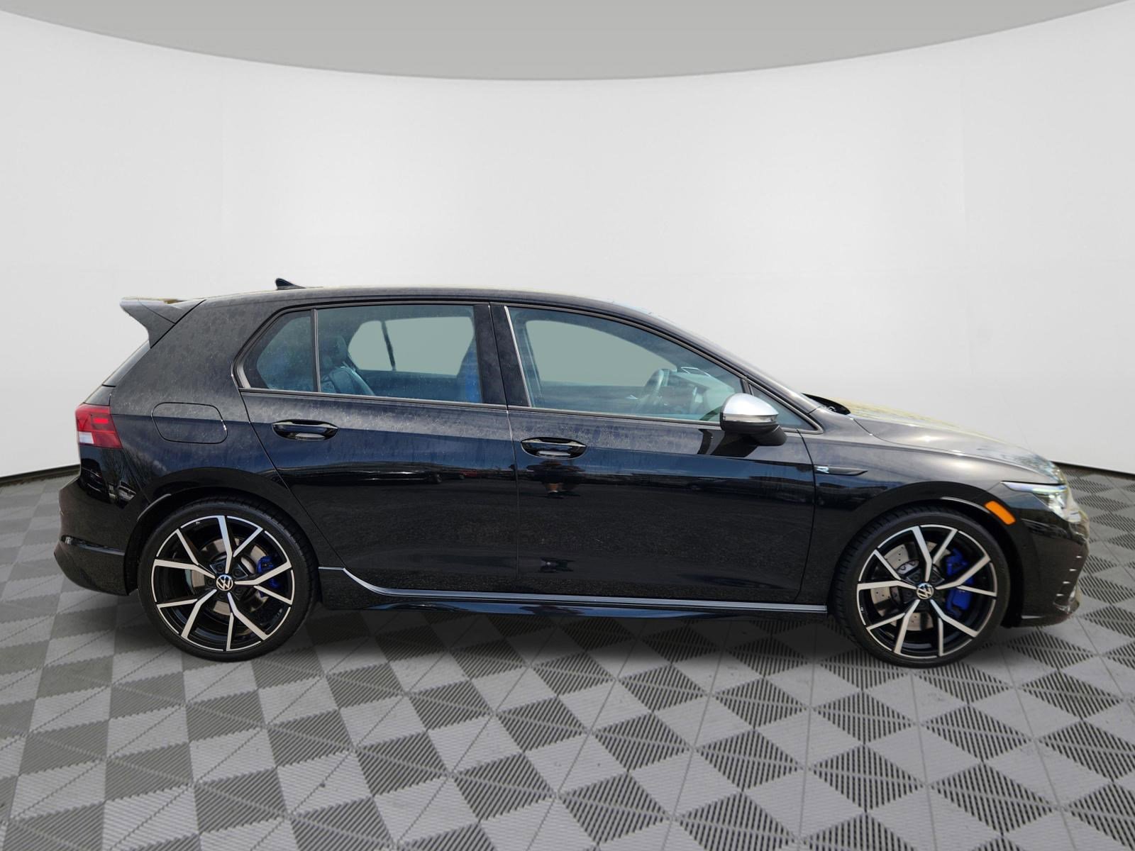 Certified 2024 Volkswagen Golf R AWD/4WD image 6