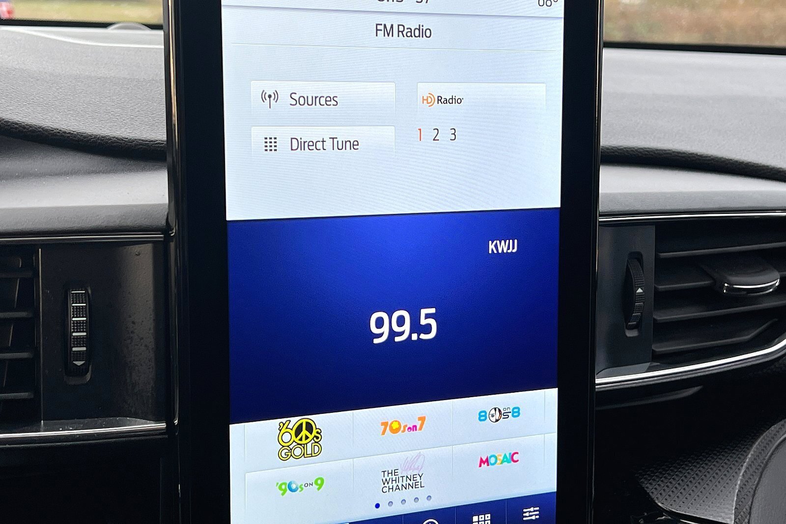 Used 2022 Ford Explorer ST w/ Equipment Group 401A image 18