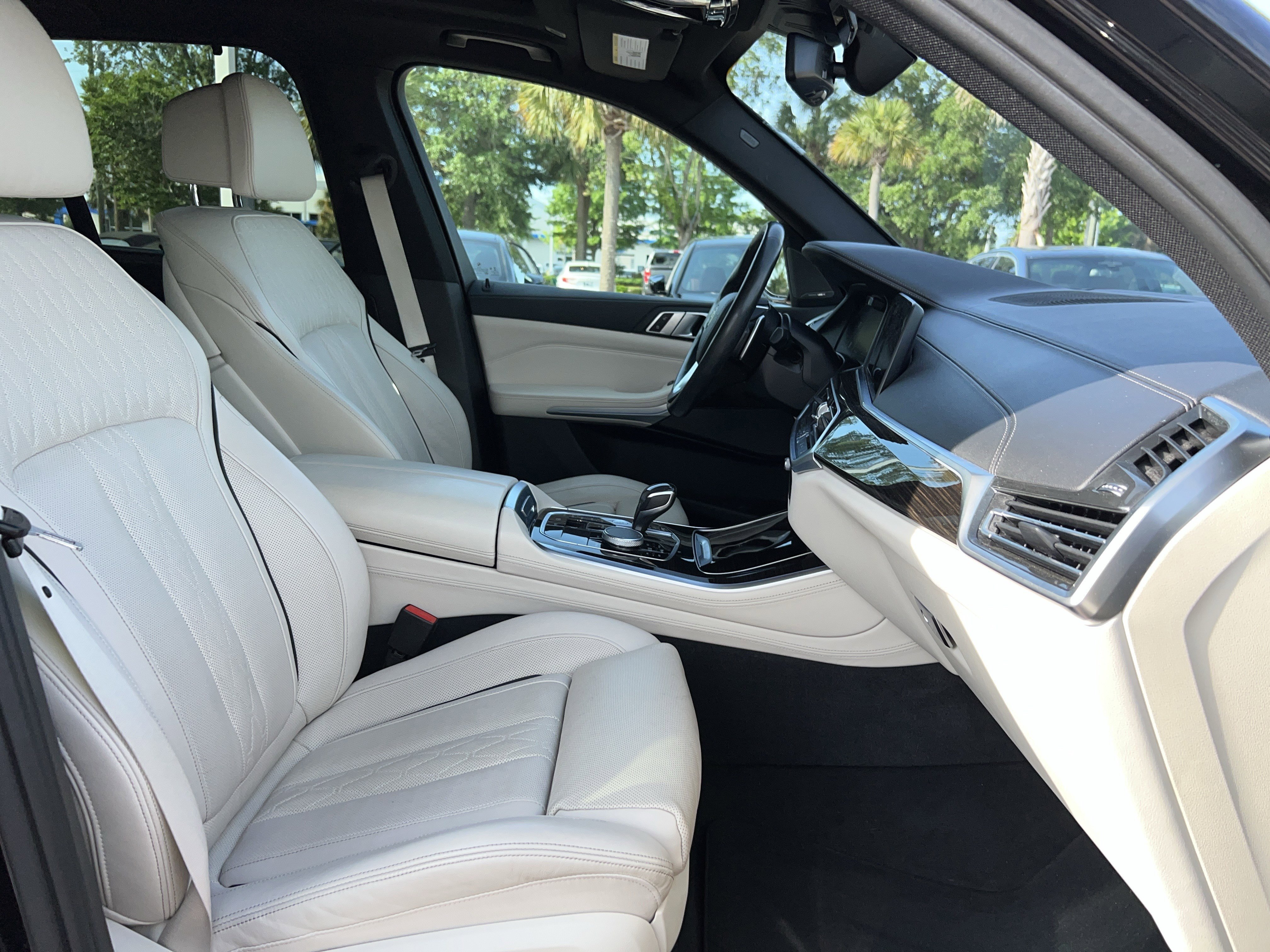 Used 2019 BMW X5 xDrive40i w/ Executive Package AWD/4WD image 34