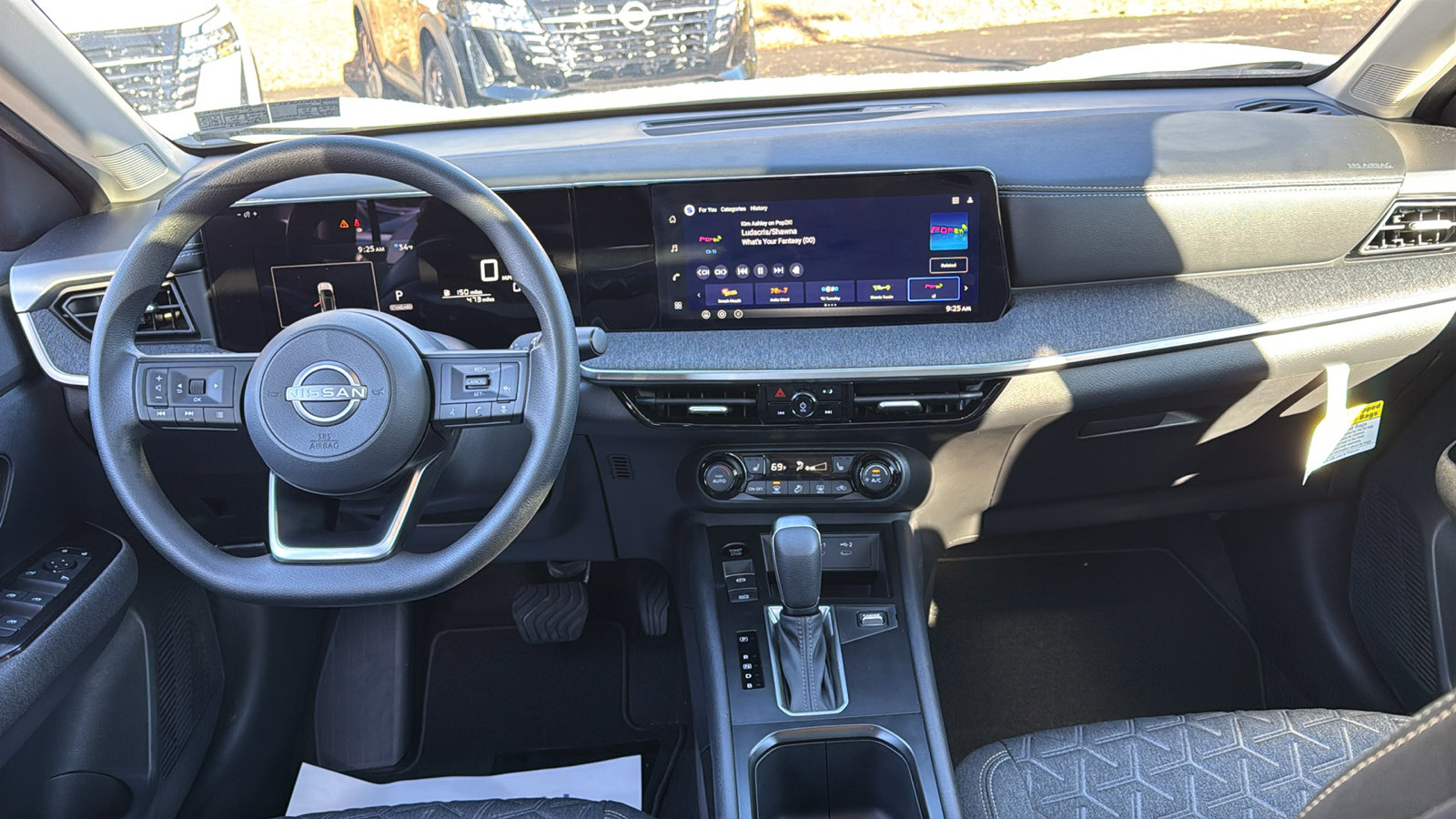 Certified 2026 Nissan Kicks SV w/ SV Premium Package image 5