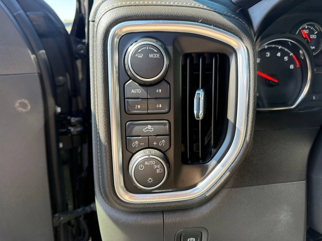 Used 2020 Chevrolet Silverado 1500 LT w/ All-Star Edition AWD/4WD image 13