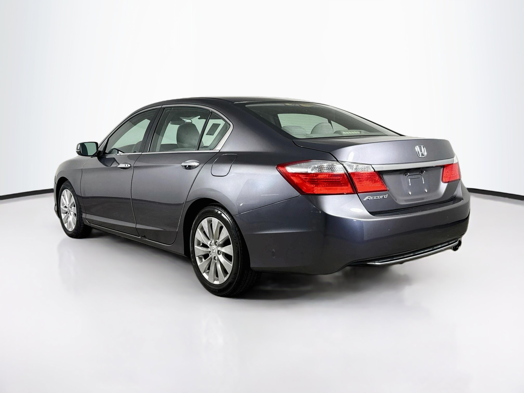 Used 2014 Honda Accord EX image 29