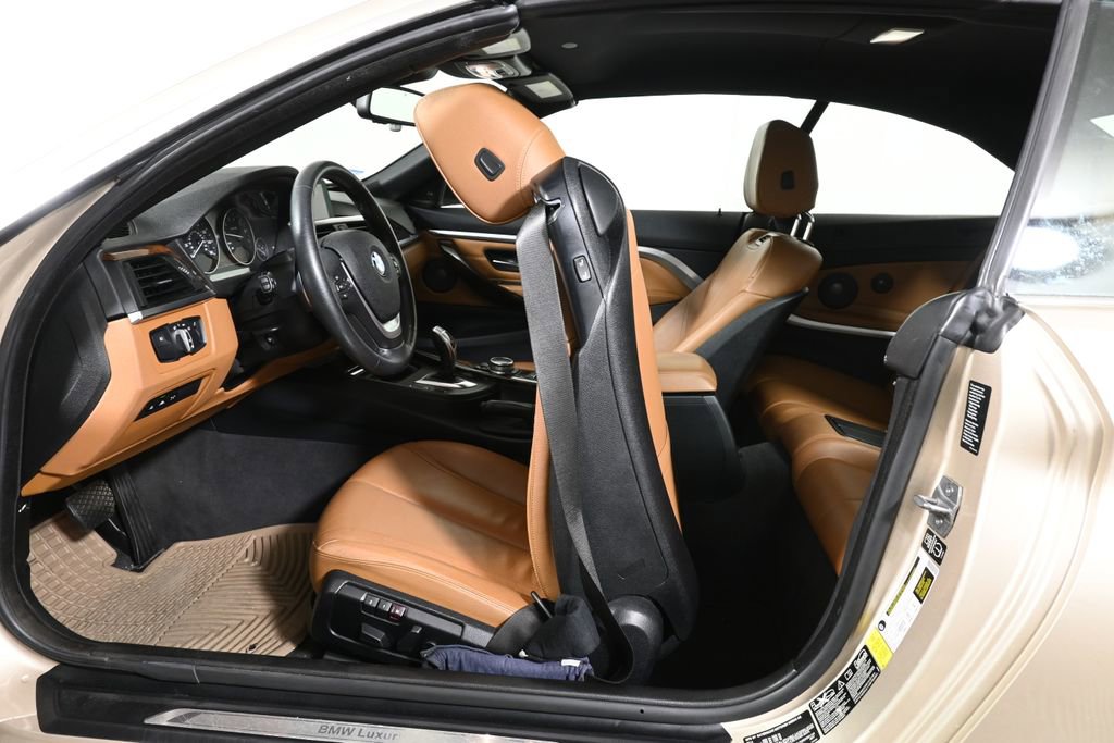 Used 2014 BMW 428i xDrive Convertible AWD/4WD image 6
