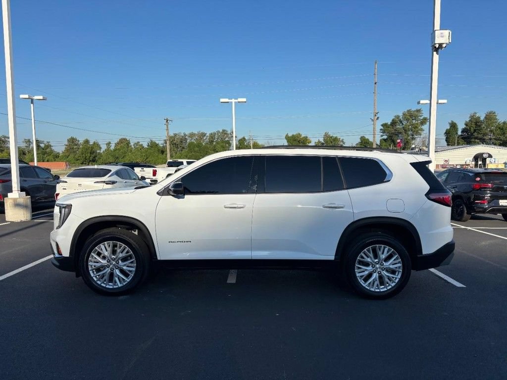 Used 2025 GMC Acadia Elevation w/ Elevation Premium Package FWD image 6