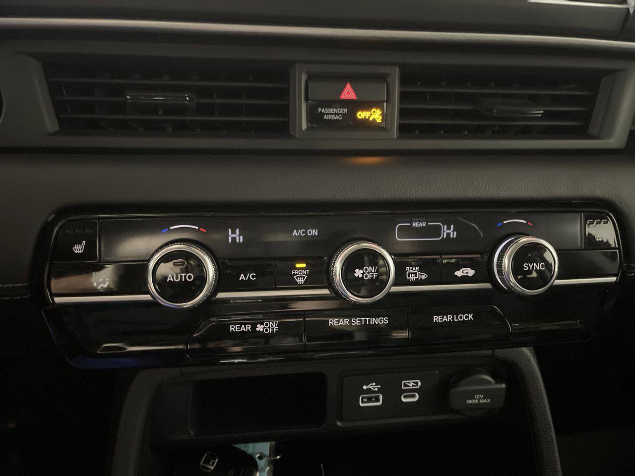Used 2025 Honda Pilot EX-L image 18