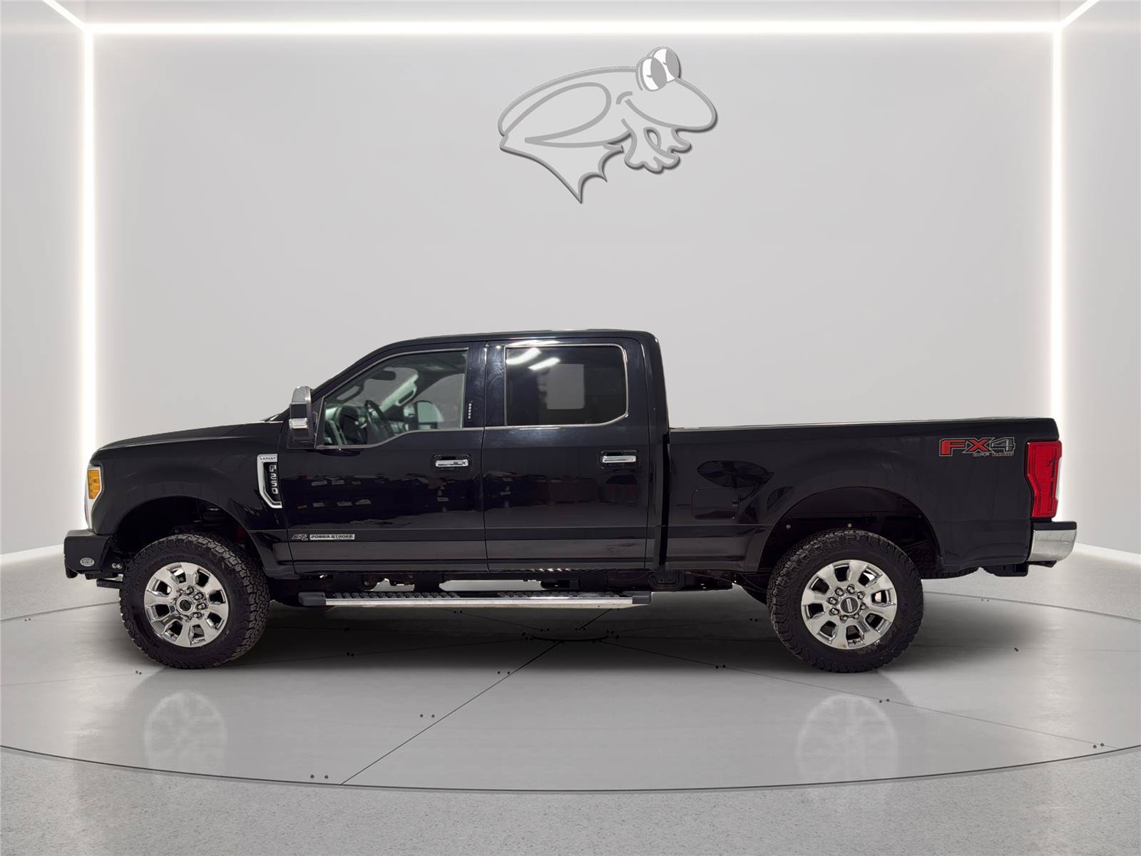 Certified 2017 Ford F250 Lariat w/ Lariat Ultimate Package AWD/4WD image 2