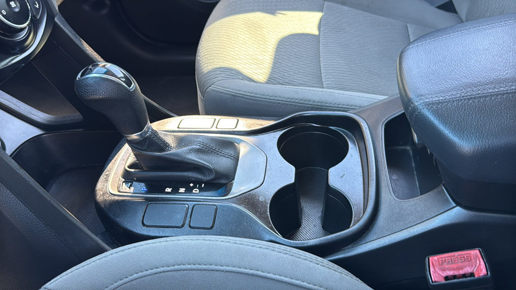 Used 2018 Hyundai Santa Fe Sport FWD image 39