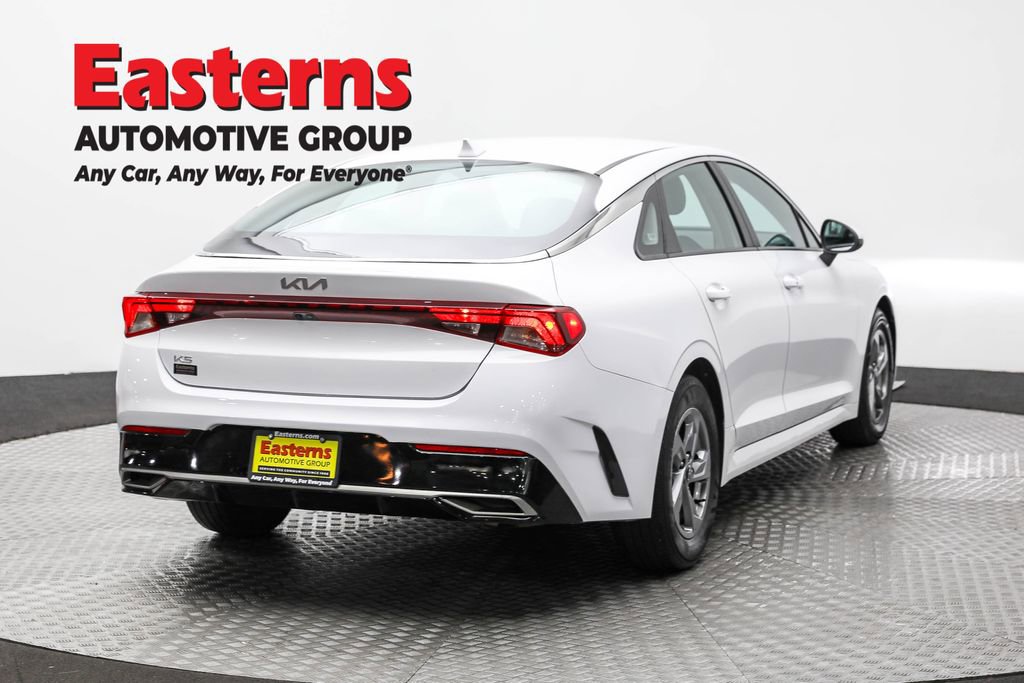 Used 2023 Kia K5 LXS image 5