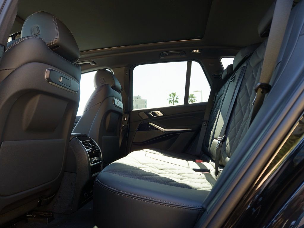 New 2026 BMW X5 xDrive50e w/ M Sport Package image 17