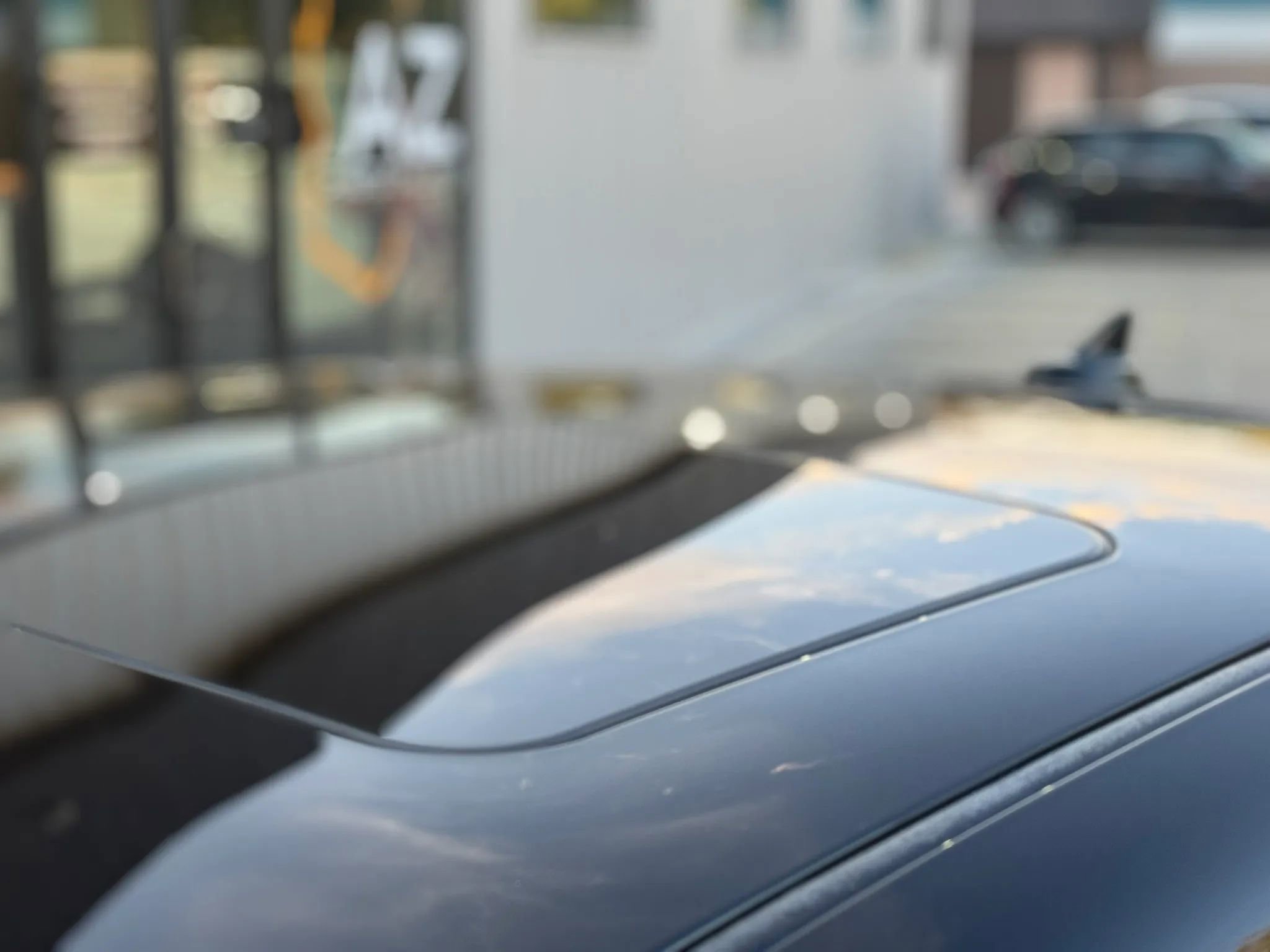 Used 2016 Dodge Challenger SRT Hellcat image 4